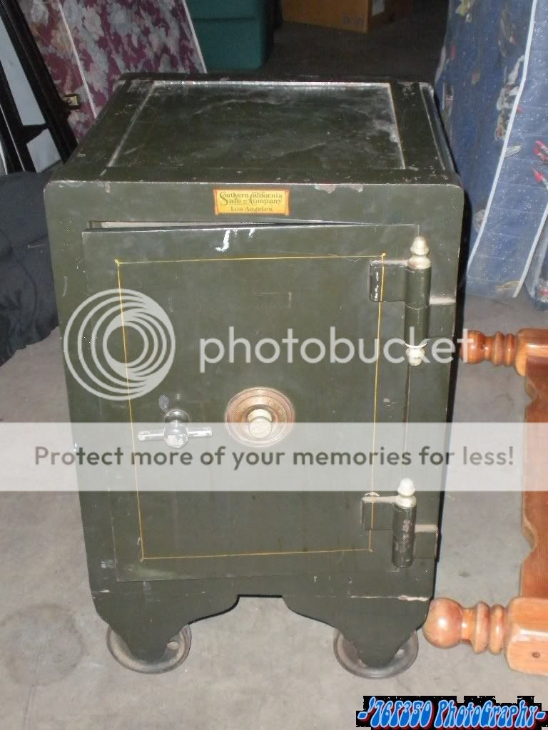 Any Antique Safe Collector's out There...? Ford Truck Enthusiasts Forums